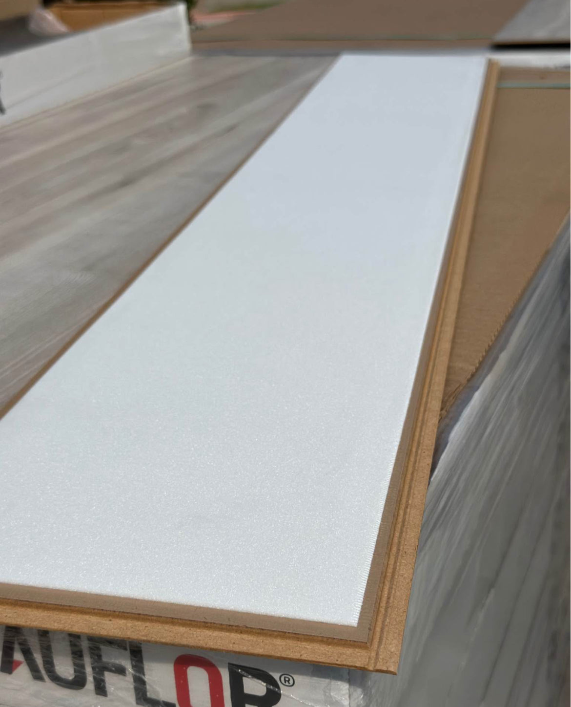 Beauflor Encompass Winter Ash laminate wood flooring 10MM Thickness Scratch & Water Resistant 8”x48” “ONLY PICK UP”