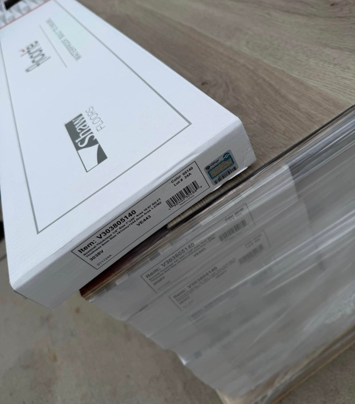 “ONLY PICK UP”SHAW PARAGON WISTERIA Waterproof Luxury Vinyl Flooring 6MM 20Mil Wearlayer Clicklock 
7.13”x 48”