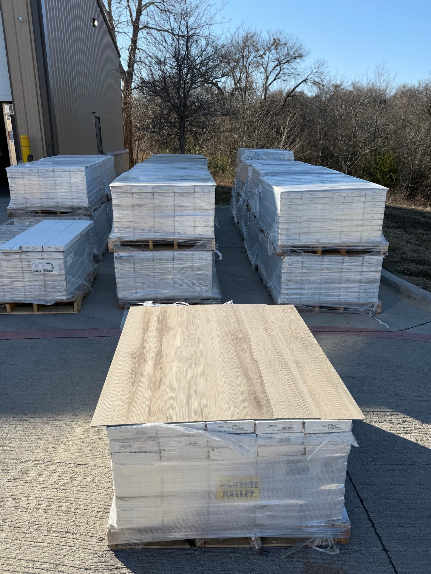 ONLY PICK UP 
Lookout Pass Glue-Down Waterproof Luxury Vinyl Plank 4MM Thickness 20Mil WearLayer
$25 Box 27.96 Sqft/Box