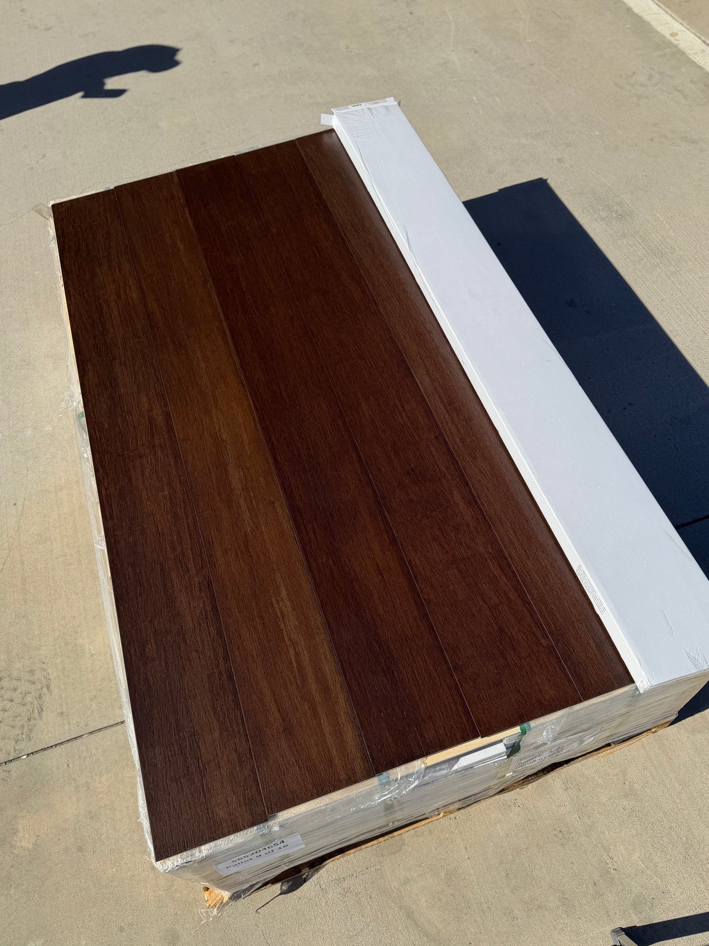 Chestnut Charm Bamboo Plank Flooring 100% waterproof Click-Lock 7.5”x73” Wood Grain Look 8.3MM Thick (ONLY PICK UP)