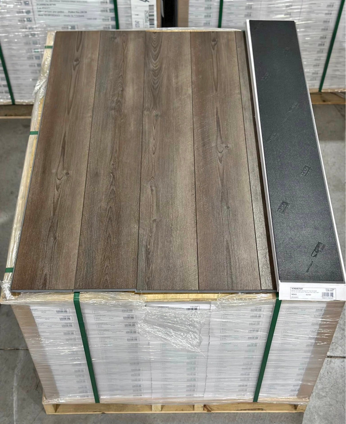 “ONLY PICK UP”SHAW Ripped Pine Waterproof Luxury Vinyl Flooring 5.5 20Mil Wearlayer Clicklock 7” x 48”
