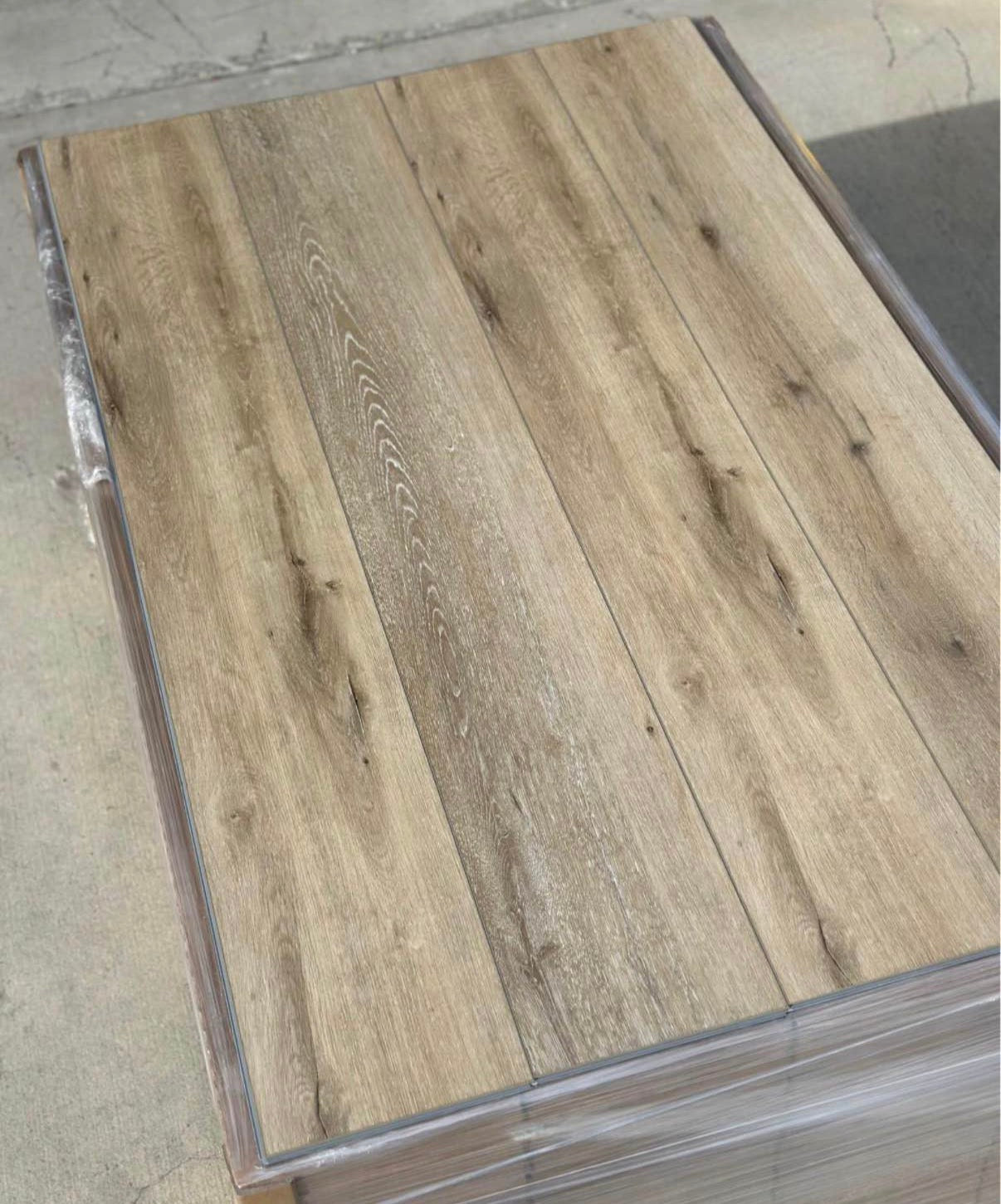 “ONLY PICK UP  “
FloorNation Northport 6MM Waterproof LVP Luxury Vinyl Flooring 20Mil WearLayer