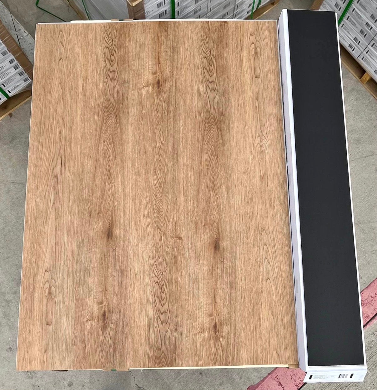 “ONLY PICK UP  “
❕❕ALLURE SPRING GROVE❕❕
Waterproof Luxury Vinyl Flooring 5.5MM 22Mil Wearlayer Clicklock 7” x48”