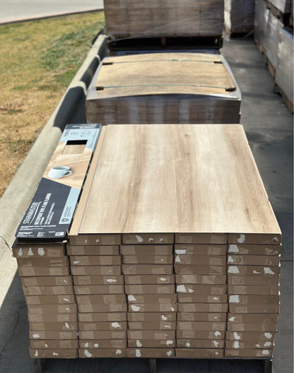 “ONLY PICK UP “
❕STAINMASTER Ellyn Hickory❕
Waterproof Luxury Vinyl Flooring 6MM 12Mil Wearlayer Clicklock 7.46” x47.8”