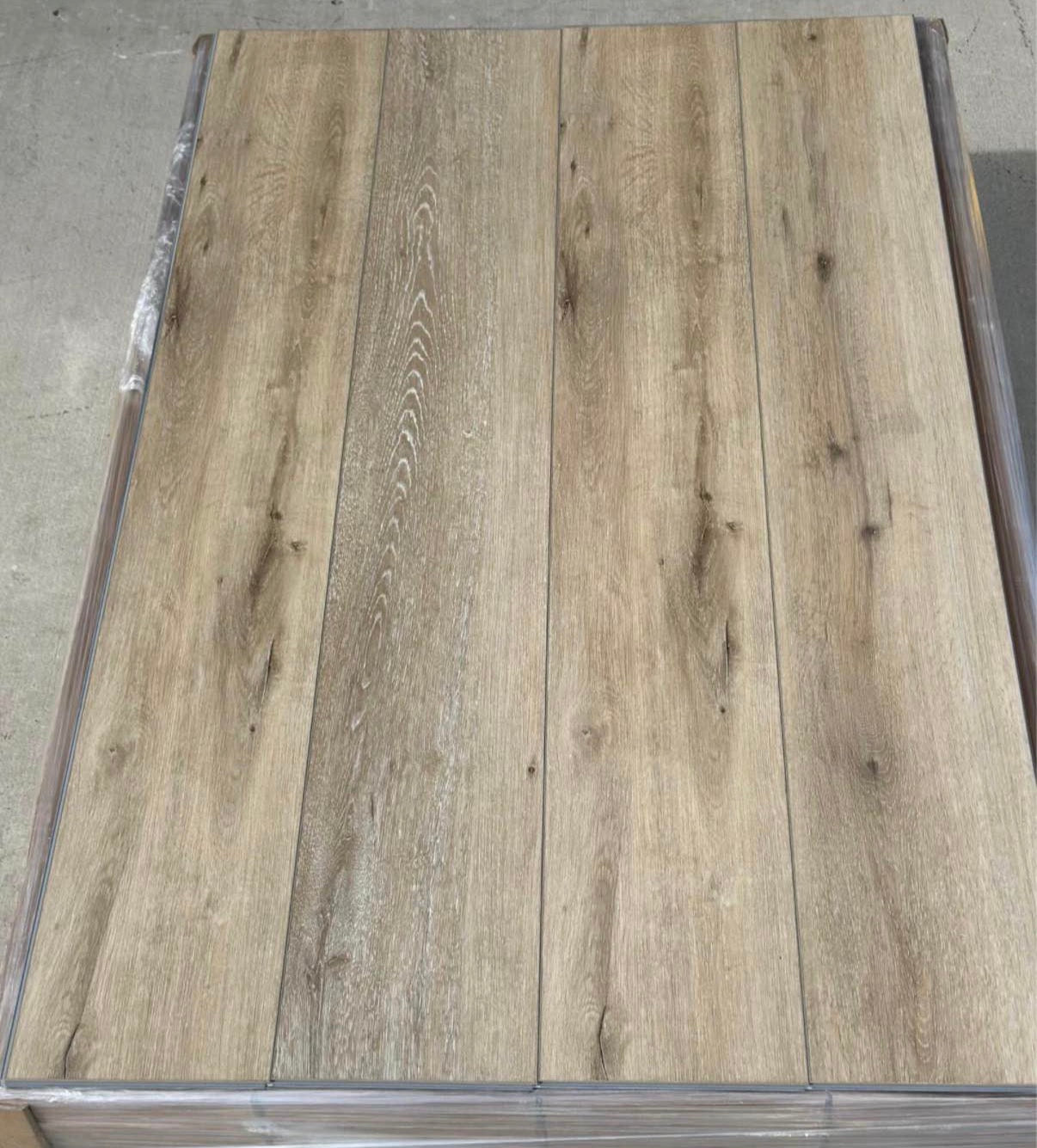 “ONLY PICK UP  “
FloorNation Northport 6MM Waterproof LVP Luxury Vinyl Flooring 20Mil WearLayer