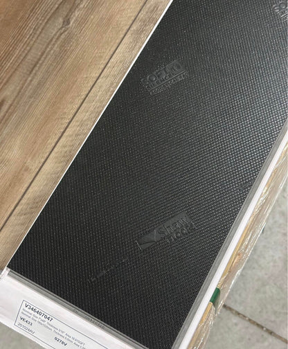 “ONLY PICK UP”SHAW Ripped Pine Waterproof Luxury Vinyl Flooring 5.5 20Mil Wearlayer Clicklock 7” x 48”