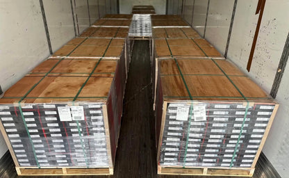 NEW BERN Vinyl Waterproof Flooring 12Mil Wearlayer 5.0MM W/Underlayment Scratch Resistant (ONLY PICK UP)