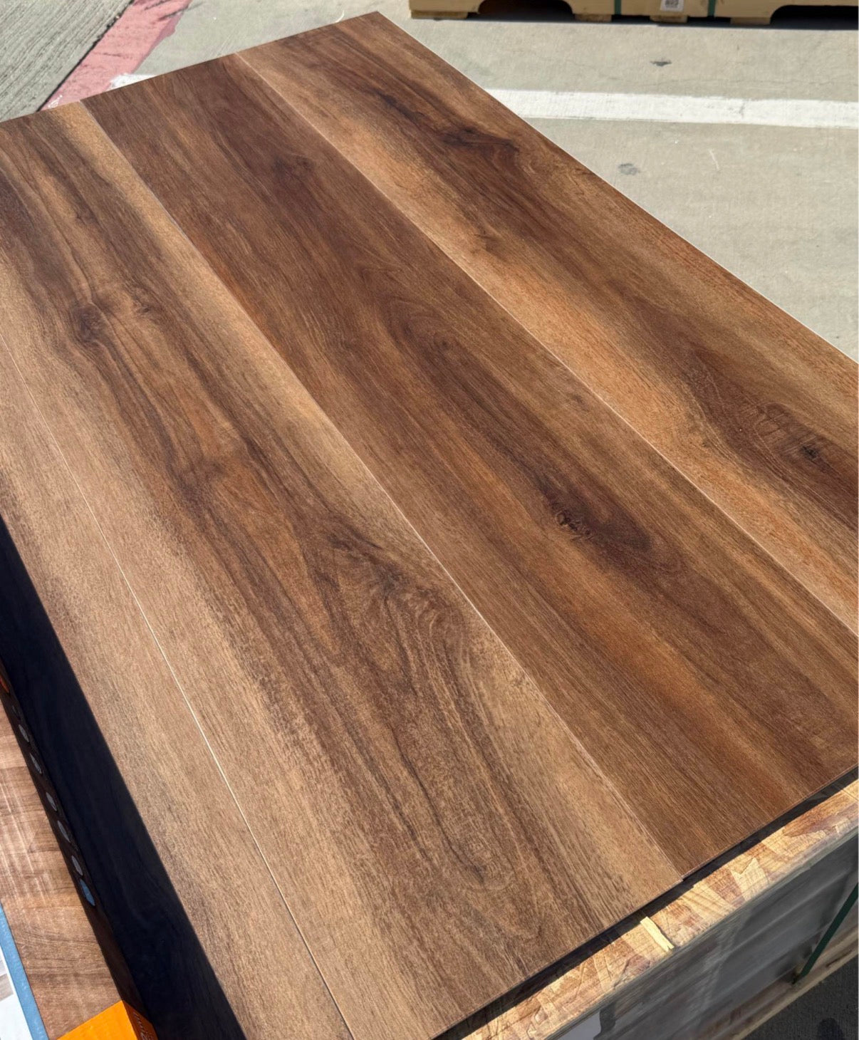 “ONLY PICN UP “LIFEPROOF Buttler Hickory Waterproof Luxury Vinyl Flooring 6MM 22Mil Wearlayer Clicklock 8.7” x48”
